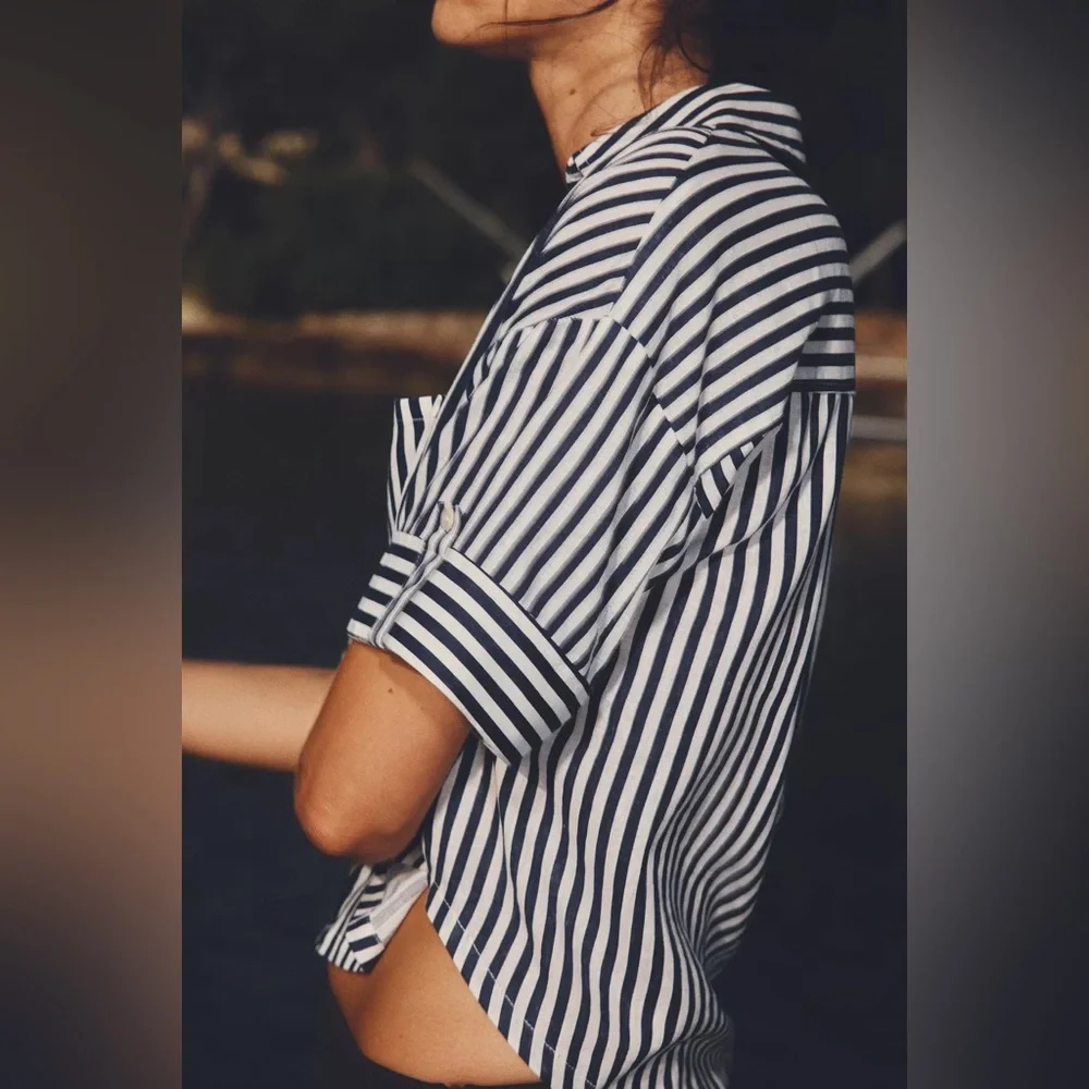 ZARA LINEN BLEND CROPPED SHIRT BLUE WHITE STRIPED MEDIUM V-NECK RESORT VACATION - Picture 3 of 9